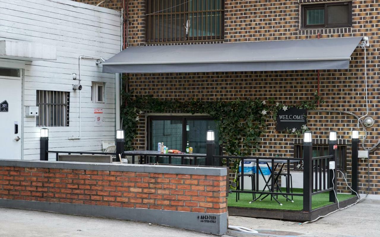Jun Guesthouse Seoul Bagian luar foto