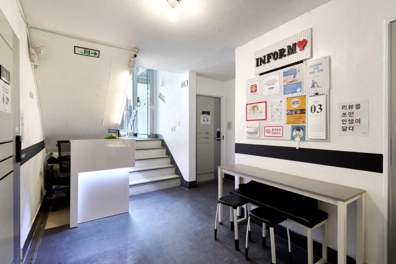 Jun Guesthouse Seoul Bagian luar foto