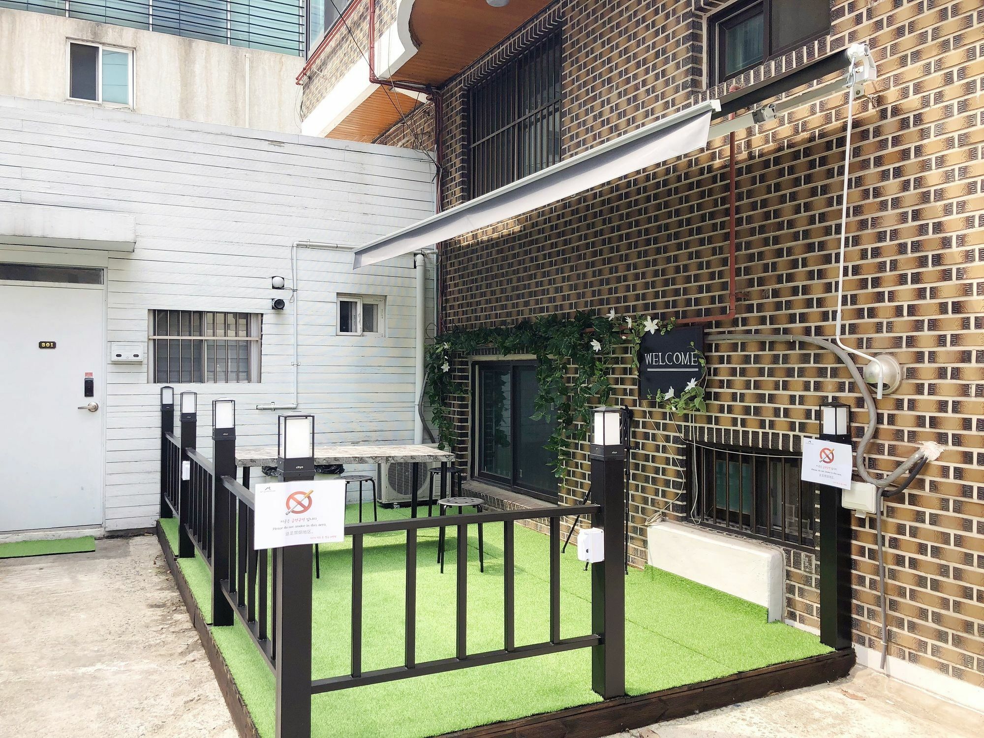 Jun Guesthouse Seoul Bagian luar foto