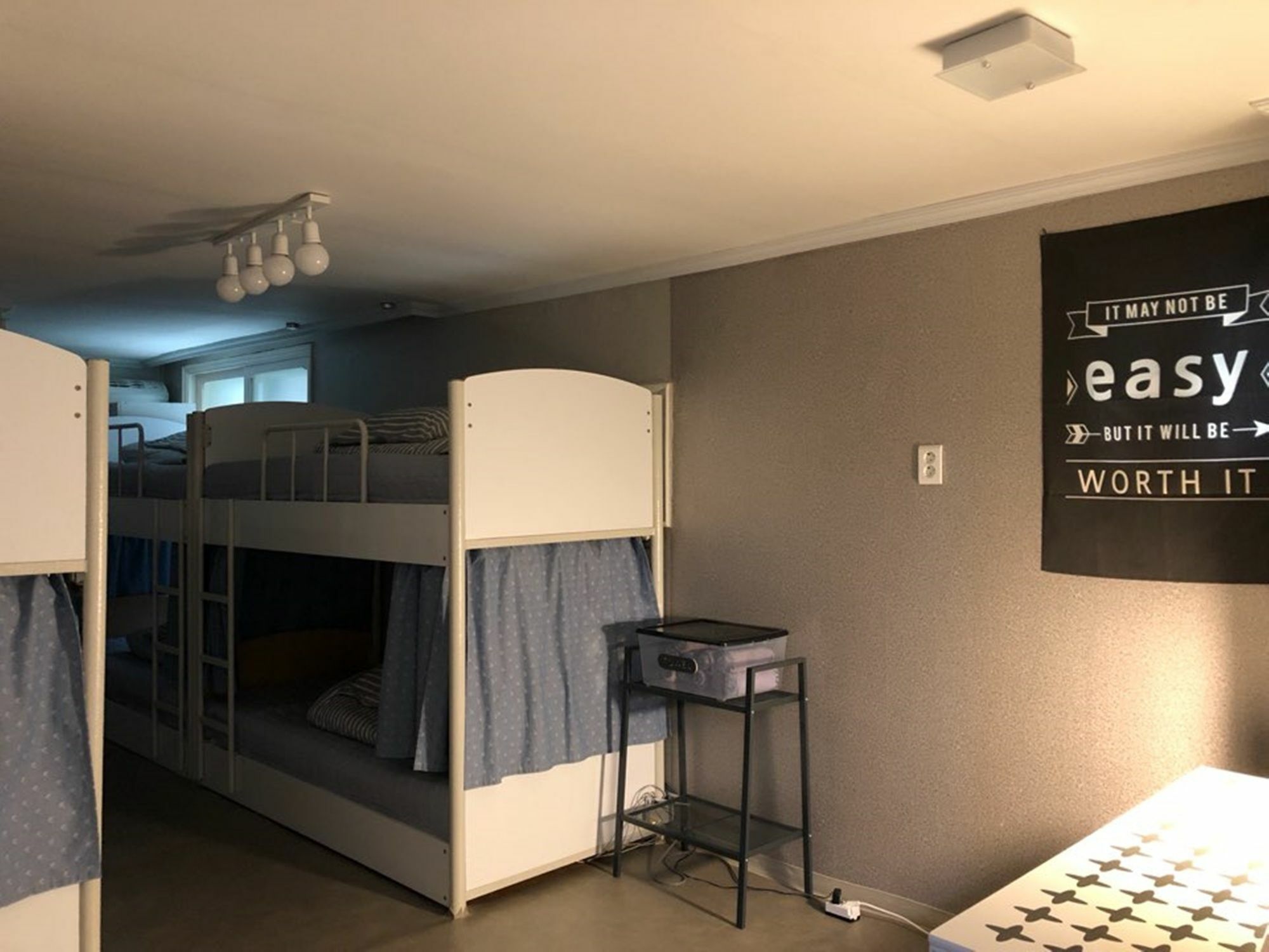 Jun Guesthouse Seoul Bagian luar foto